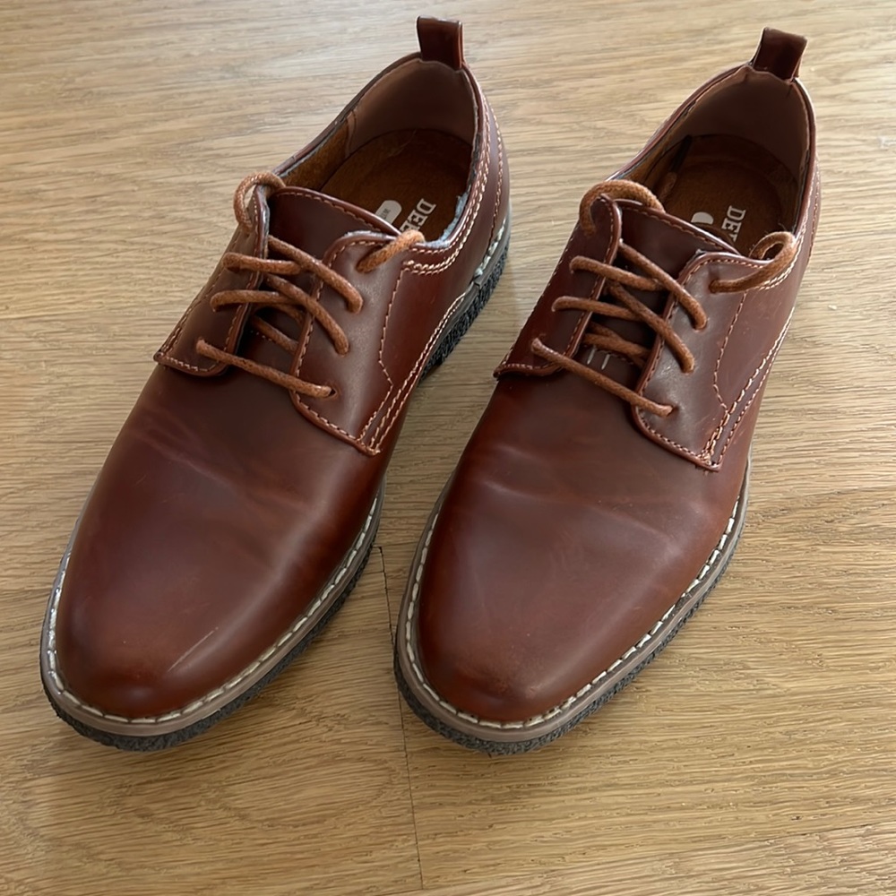 Boys dress shoes with memory foam size 1